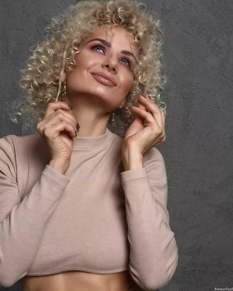 Diana Profile image 2