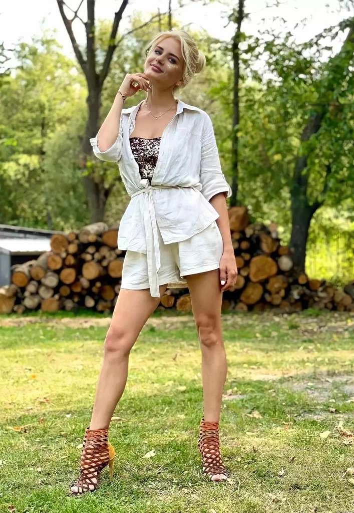 Diana Profile image 5