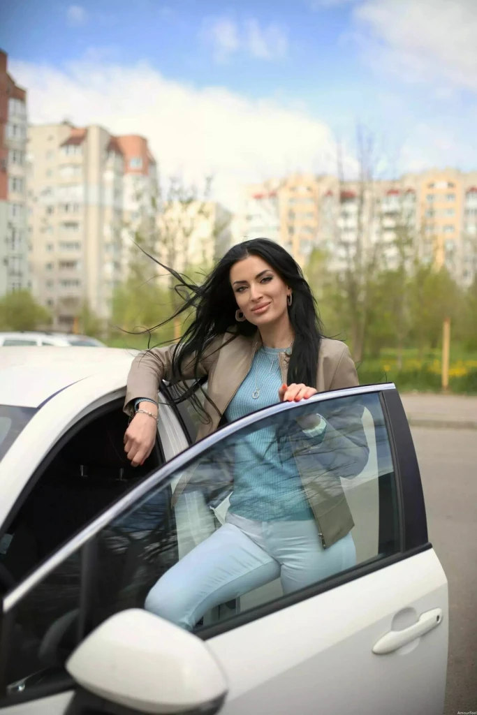 Inna Profile image 6