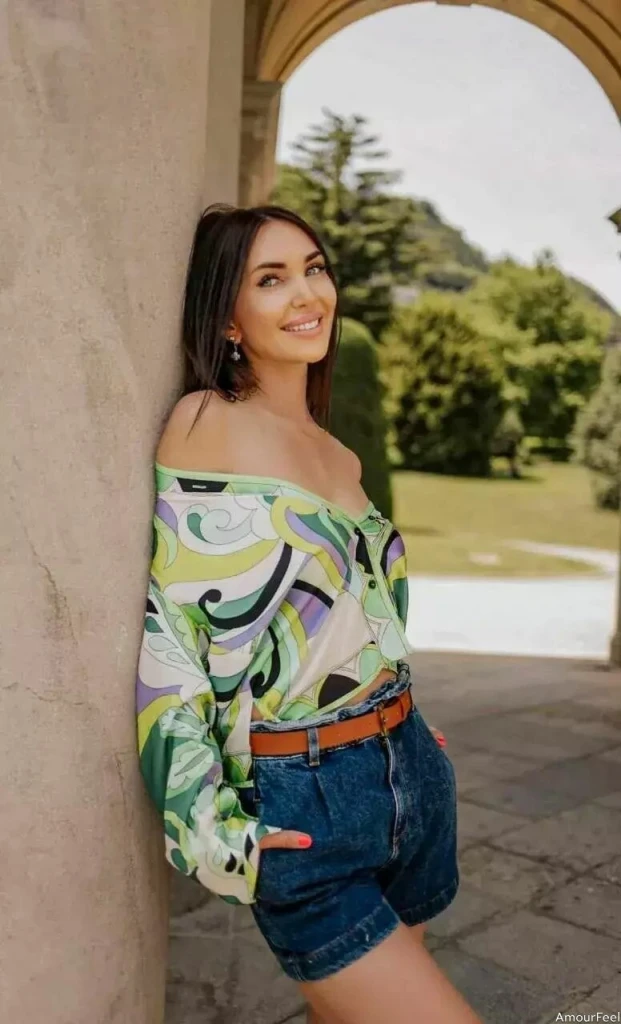 Maria Profile image 6