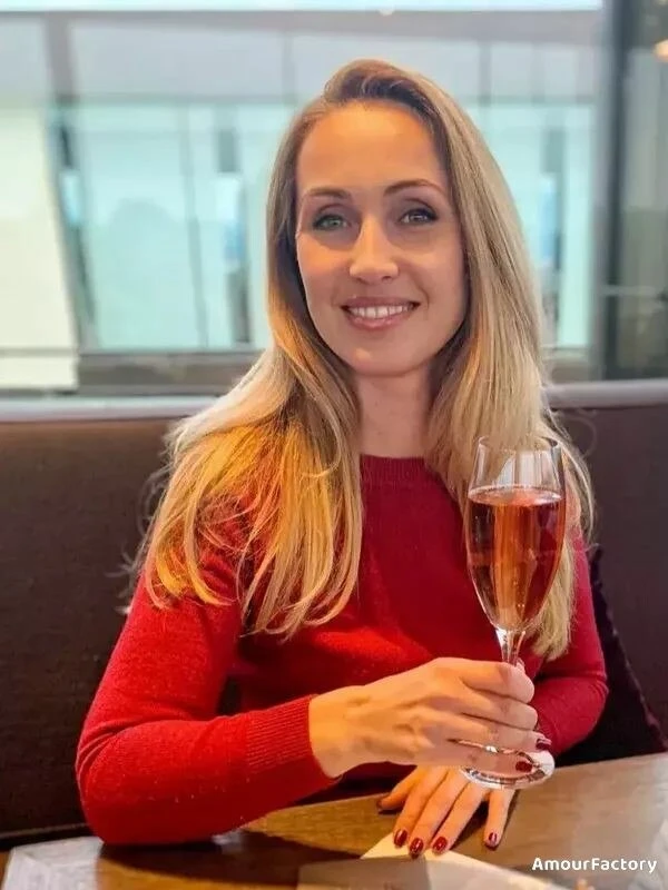 Svetlana Profile image 2