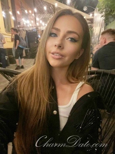 Yulia Profile image 2