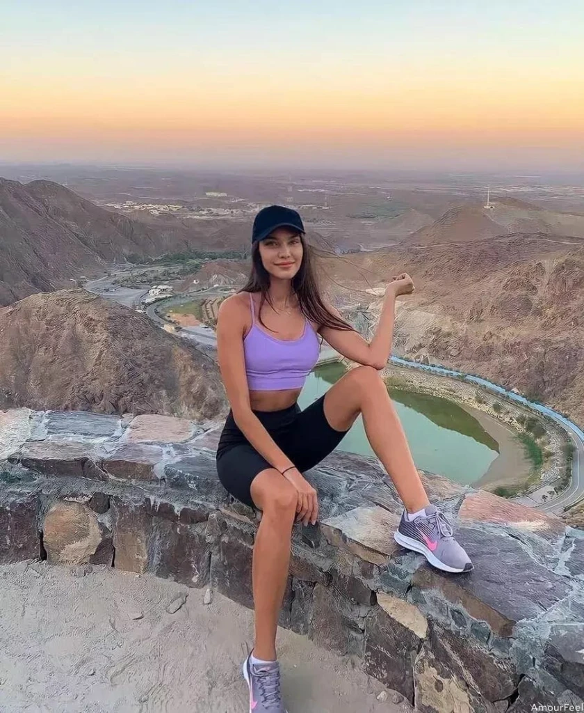 Alina Profile image 5