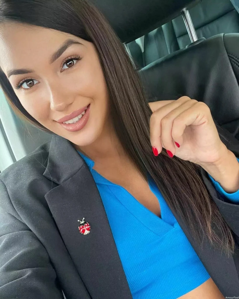 Diana Profile image 3