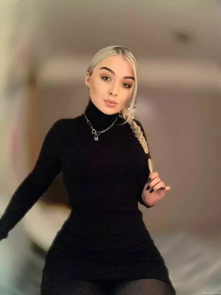 Polina Profile image 4