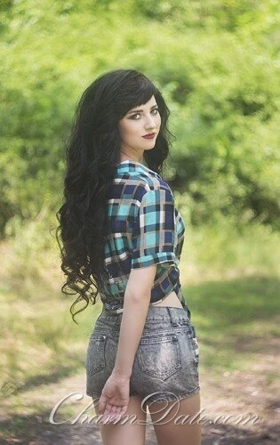 Kristina Profile image 2