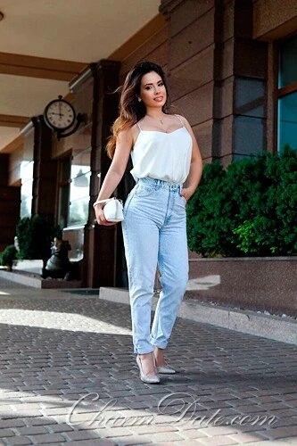 Mila Profile image 1