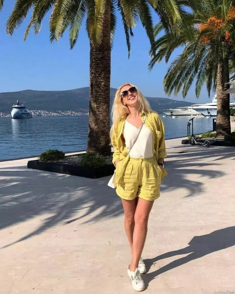 Krystyna Profile image 6