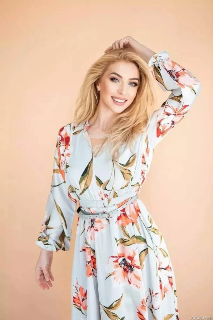 Krystyna Profile image 3