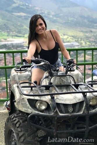 Julieth Profile image 2