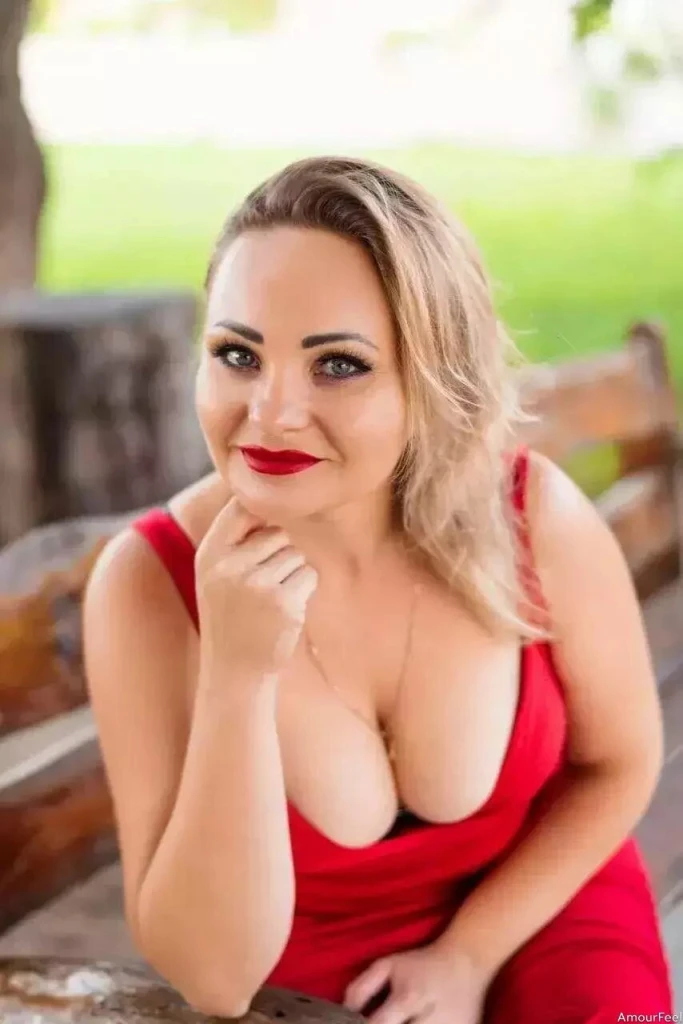 Liubov Profile image 2