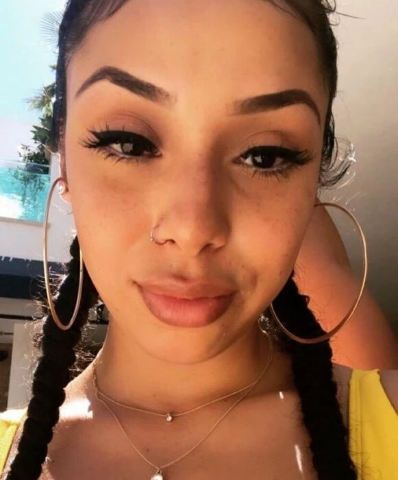 lavenderluv Profile image 3