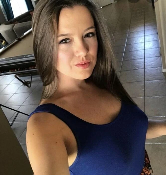 Single Sirens Profile image 2