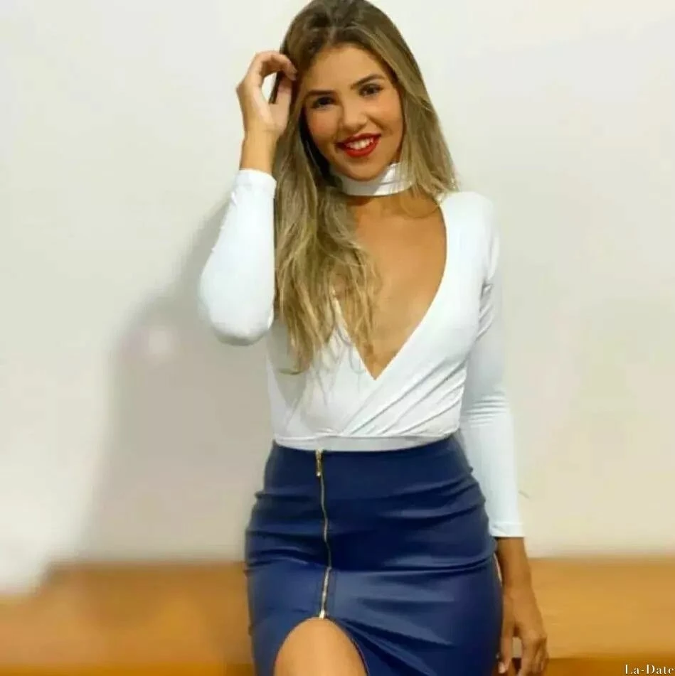 Flavia Profile image 6