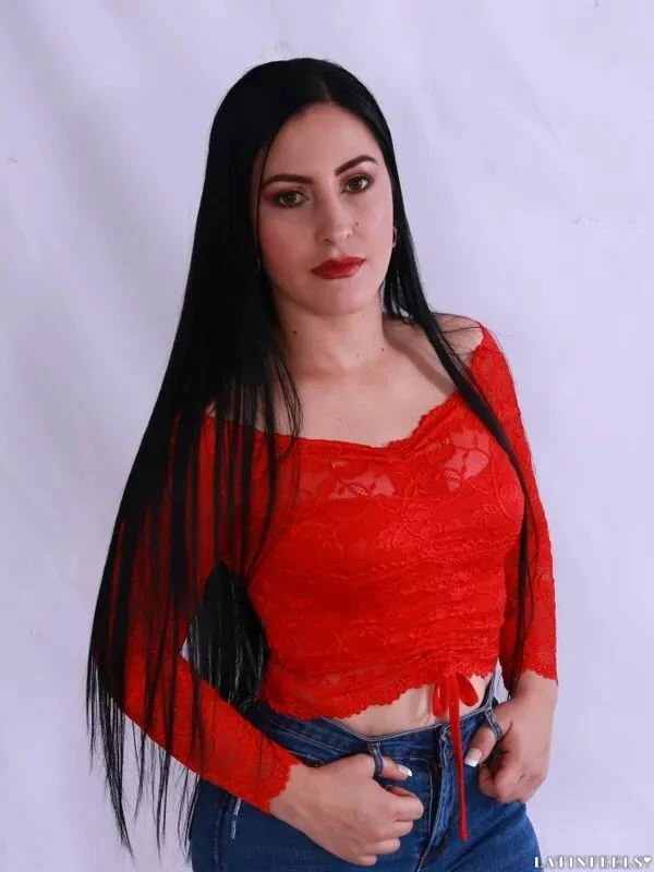 Paula Profile image 1