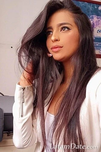 Diana Marcela Profile image 2