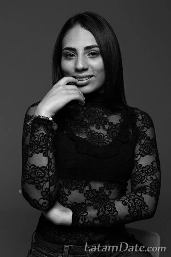 Daniela Profile image 2