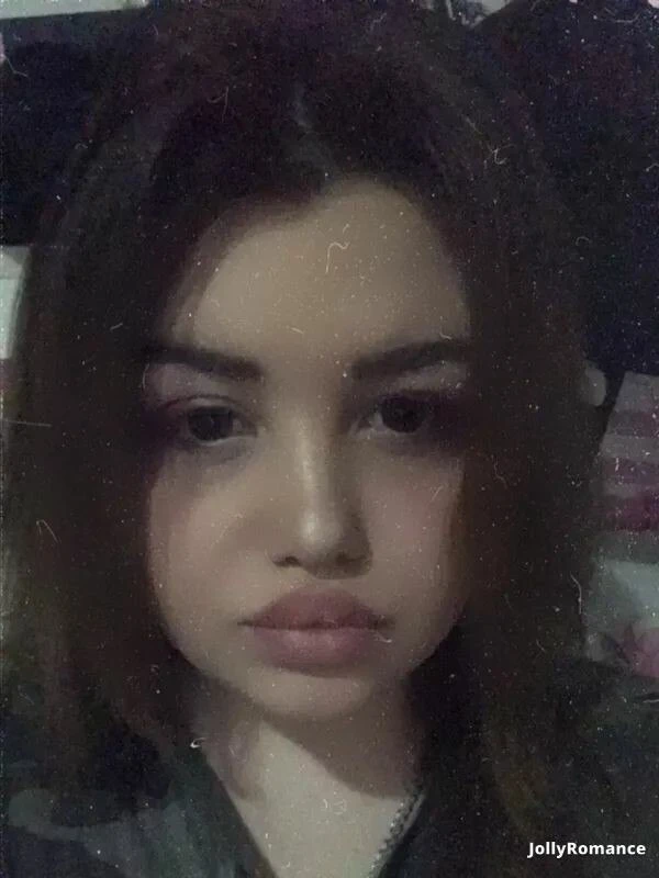 Nadia Profile image 3