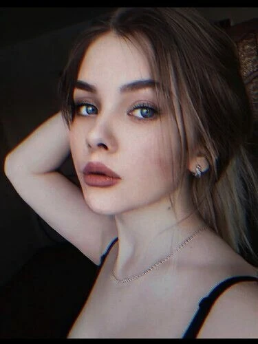 Katrin Profile image 2