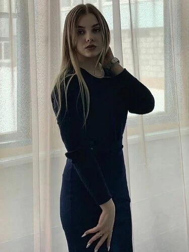 Katrin Profile image 3