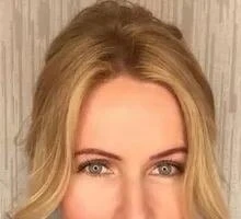 Yana Profile image 4