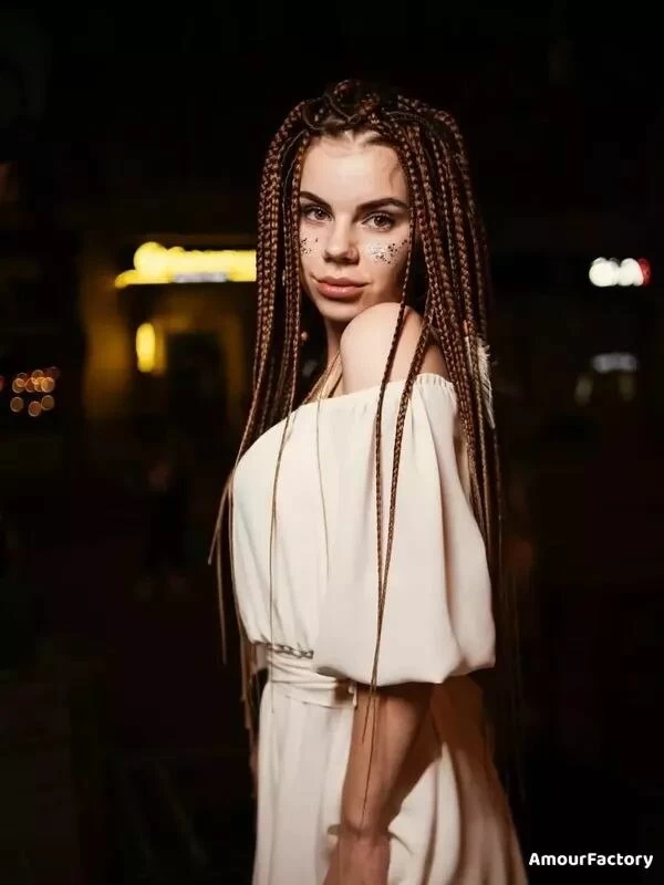 Oleksandra Profile image 1