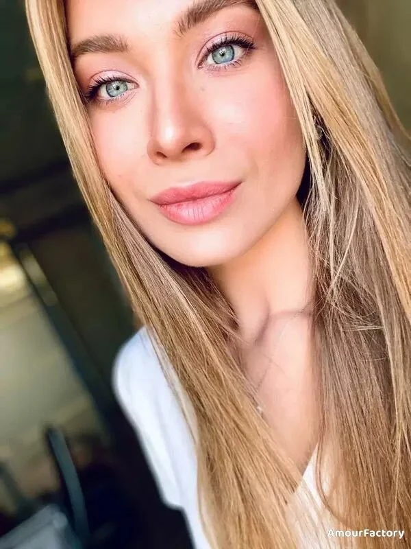 Nadezhda Profile image 4