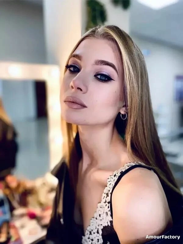 Nadezhda Profile image 2