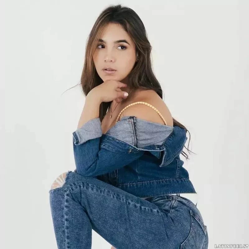 Daniela Profile image 1