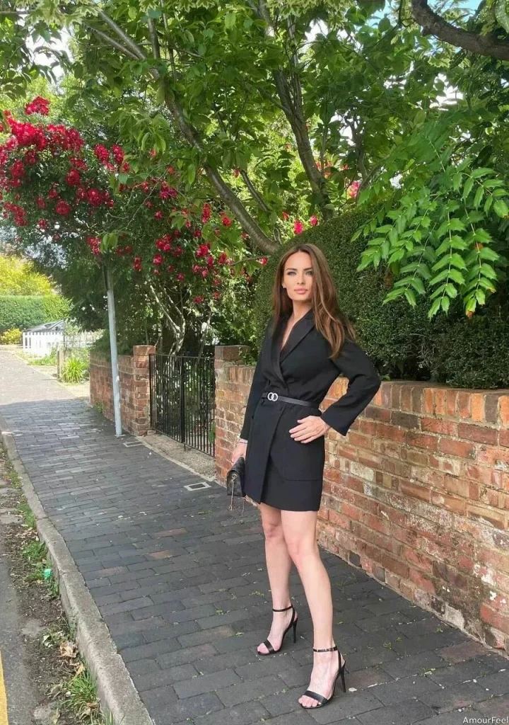 Mirela Rozalia Profile image 6