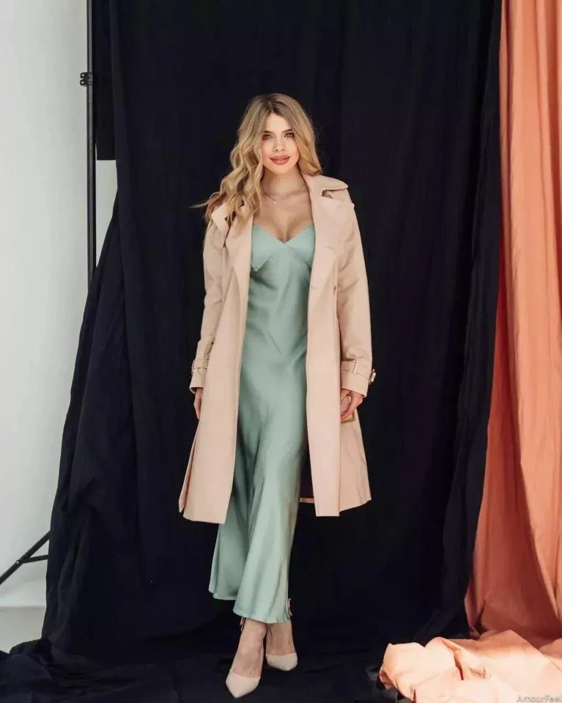 Lily Profile image 6