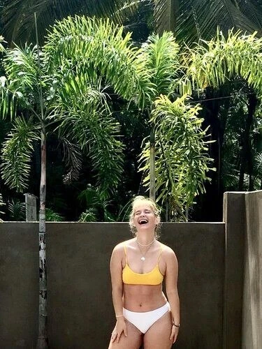 Lettyhere Profile image 2