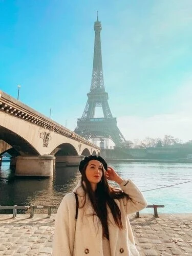 04Vanessa04 Profile image 3