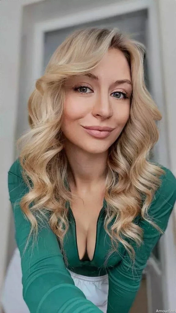 Olena Profile image 2