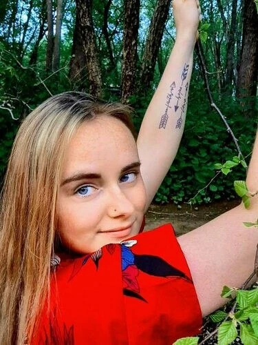 globalhunny Profile image 1