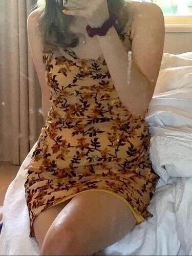 Brunettesilhoette Profile image 2