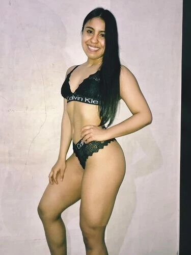 vianeyley13 Profile image 2