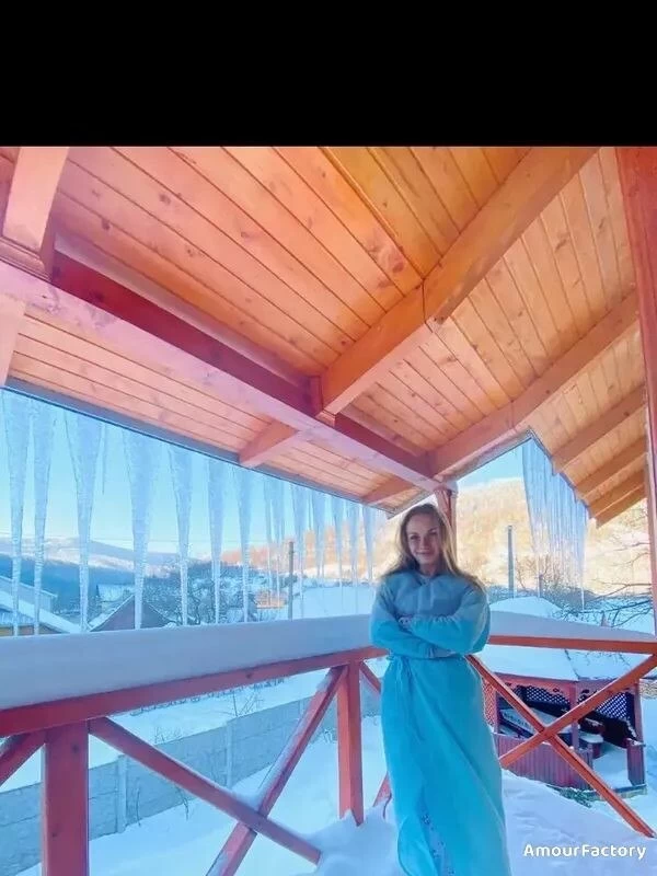 Alexandra Profile image 1