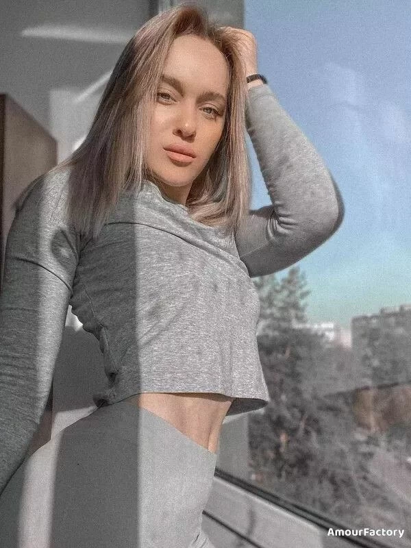 Alexandra Profile image 3