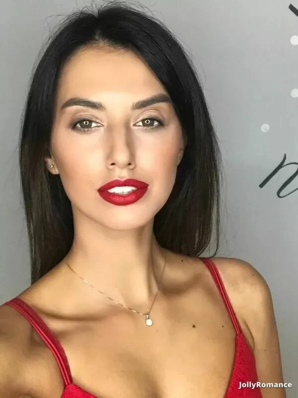 Tatiana Profile image 3