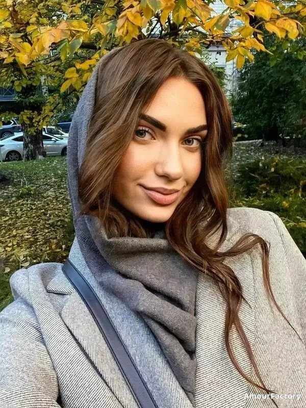 Alena Profile image 2