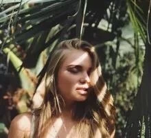 Roza Profile image 4