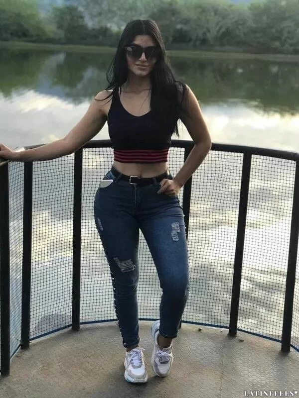 Andrea Profile image 4