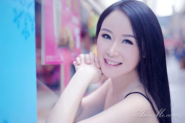 Scarlet Profile image 1