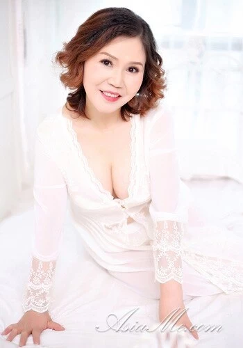 Quenna Profile image 3