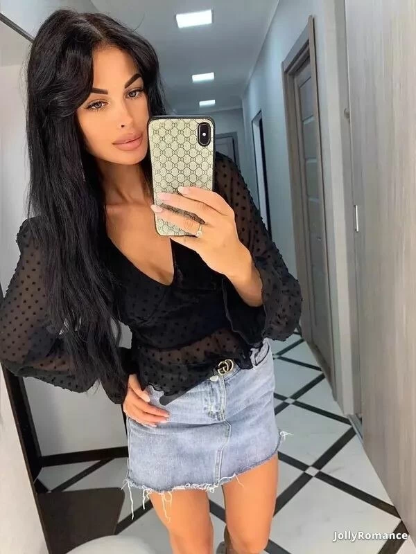 Yana Profile image 1