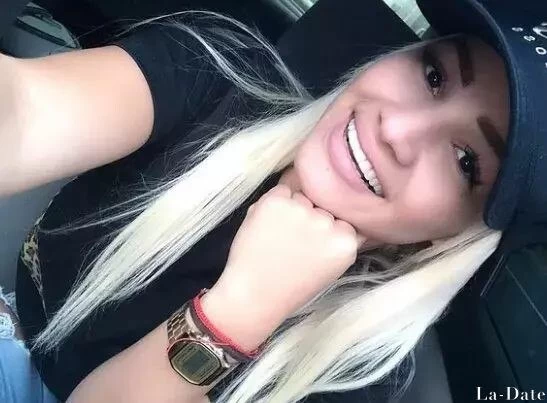 Alexandra Profile image 4