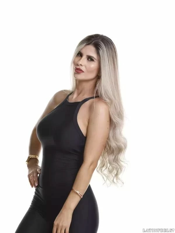 Estefania Profile image 1