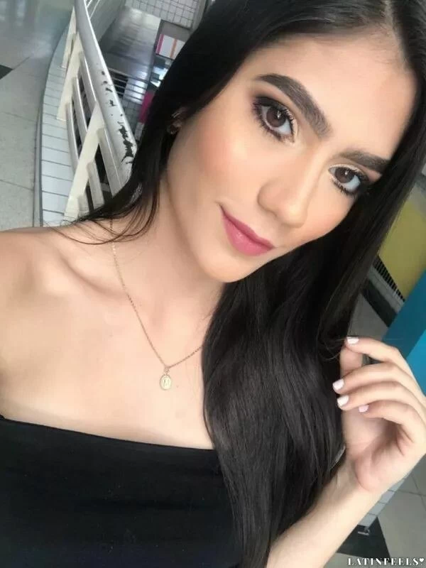 Vanessa Profile image 4