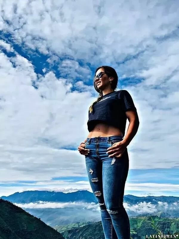 Stefania Profile image 2